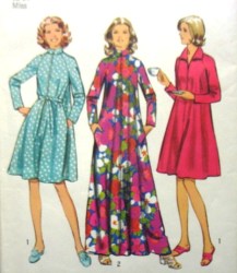 5314 ZIPPY ROBE LENGTHS, BELT 1972 PATTERN MED, LG